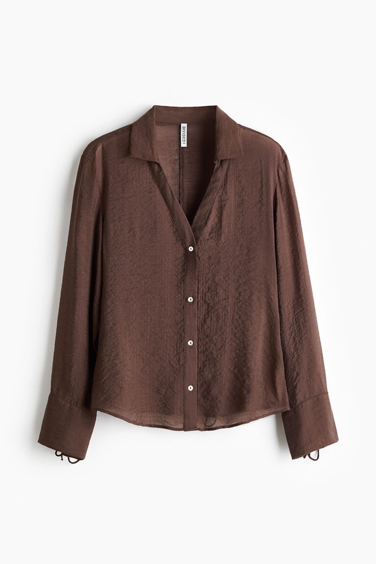 Kemeja campuran linen dengan detail tali