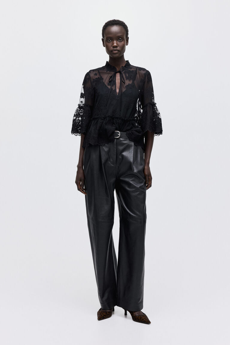 Blus renda
